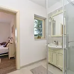 Rakovci 2303 Villa Stifanići